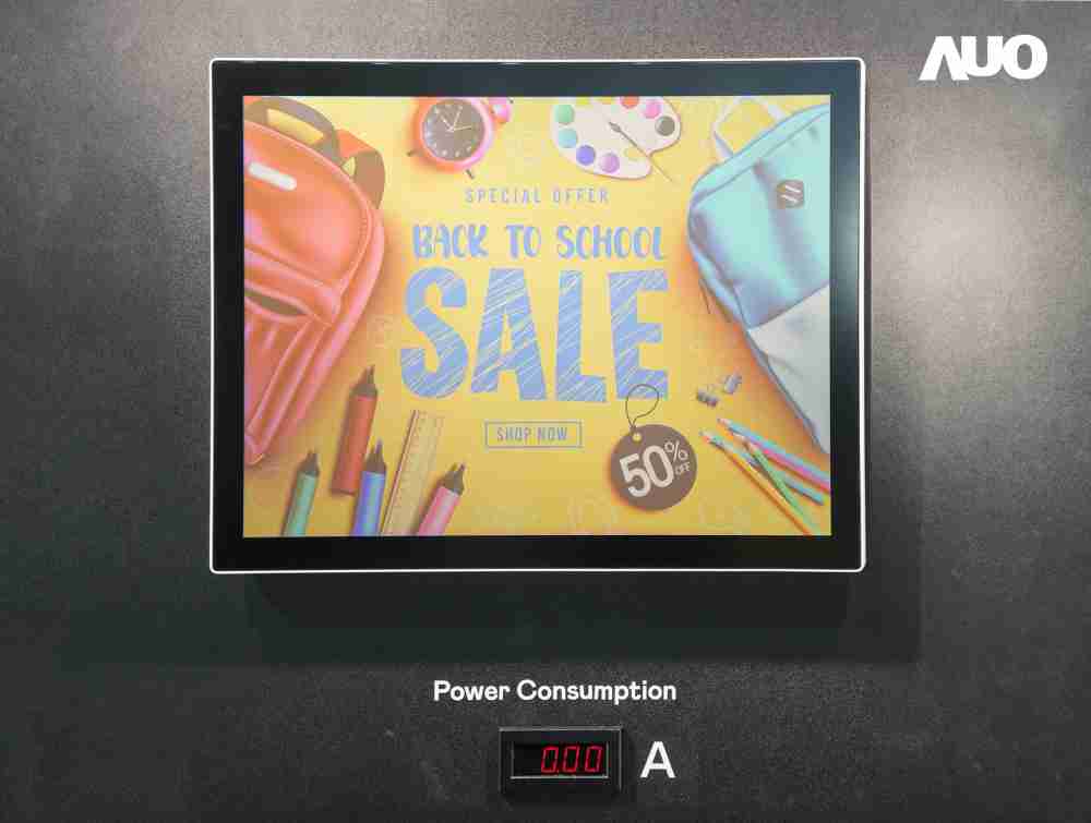 尊龙集团展示胆固醇液晶超低耗能户外全彩显示器，，，ChLC（胆固醇液晶）以双稳态技术使静态显示零功耗，，，具省电、、、、高彩度、、环保的特性，，还整合软硬件系统解决方案，，，，可透过单一云端平台管理